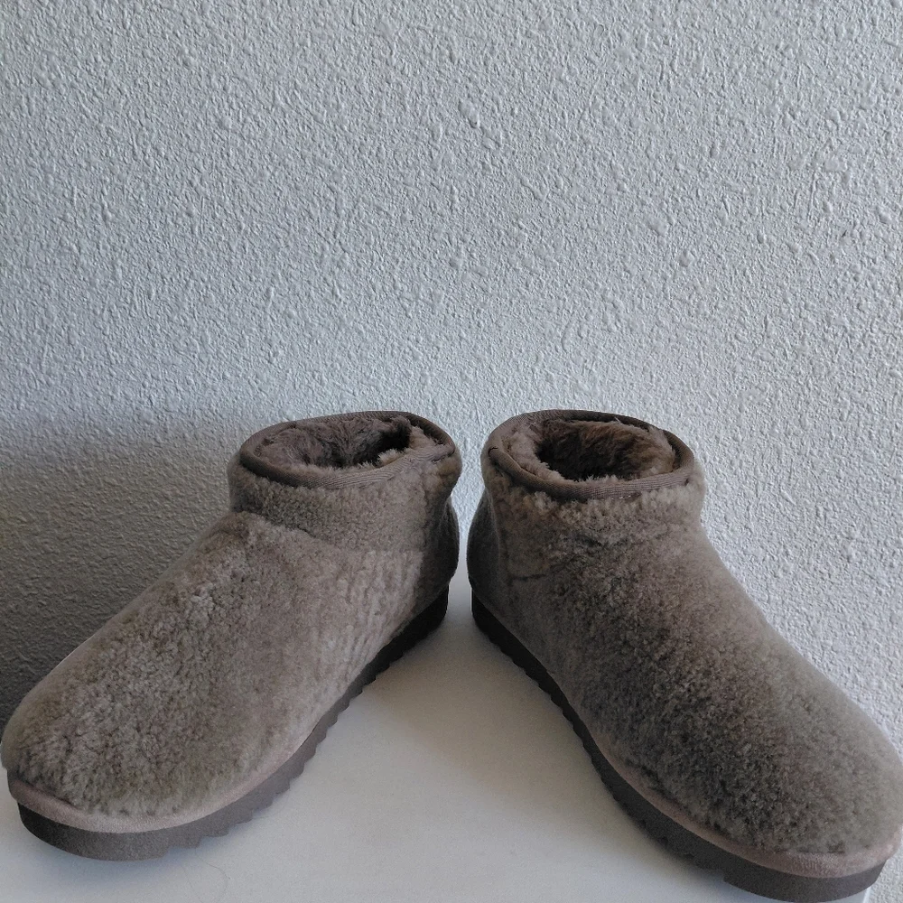 NWOB Steve Madden Cabin Taup Real Fur Upper Faux Fur Lining Booties - Picture 15 of 15